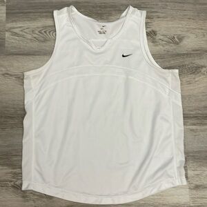 Nike White Sleeveless Tank Top Mesh Sides & Back Size Boy's Medium (8-10)
